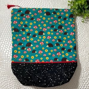 Hedgehog cotton lined storage bag